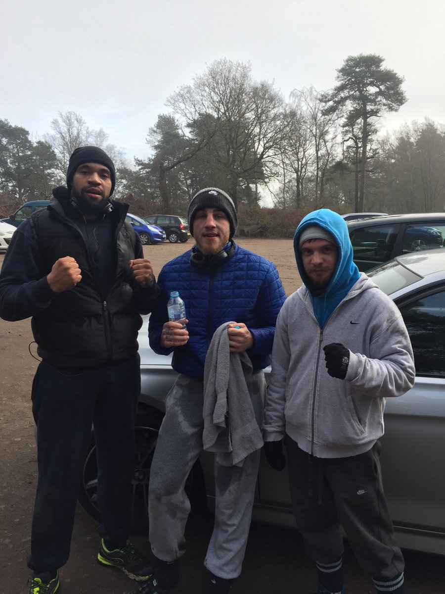 Spencermccracke's tweet photo. ⁦@eggington_sam⁩ ⁦@mattwindlepoet⁩ ⁦@officialmattsen⁩ putting the graft in at lickeys this morning 🏃‍♂️👌🥊 https://t.co/LMHg7KXuop