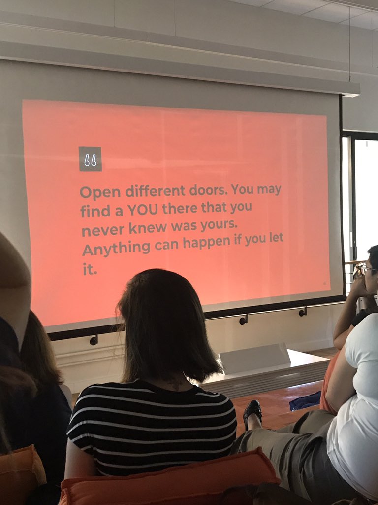 LaisSPontes's tweet photo. Being a teacher looks like opening different doors everyday! All the time! #learningwhoIam #MaryPoppins #conceptsp @EscolaConcept #backatschool #newpossibilities https://t.co/WP2q3qHRBG