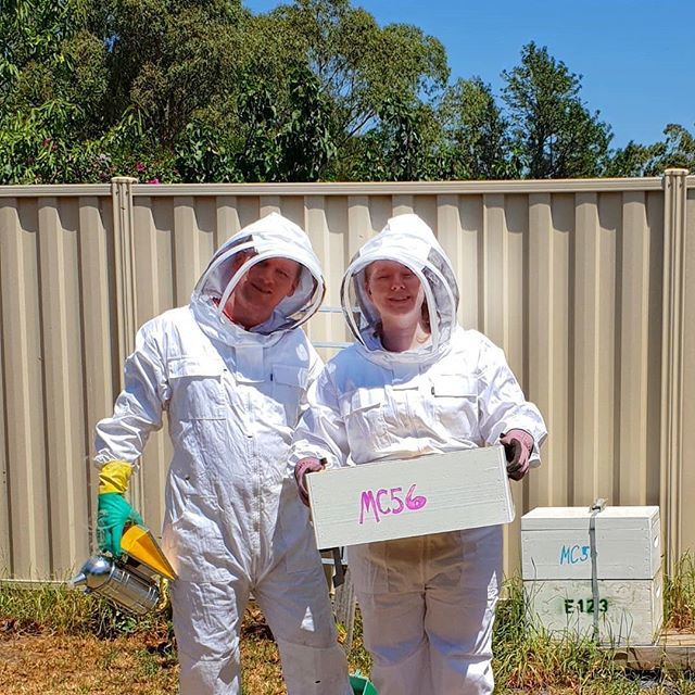 LastResortBrews's tweet photo. Its time!!! This is the last box we will be adding to our hive before winter and it will be the one we harvest from first in spring. So proud of our busy bees, we didnt expect them to be established so quickly! I also wanted to get a picture with the new… https://t.co/rx0WTu4x2t https://t.co/atsn2DQnoM