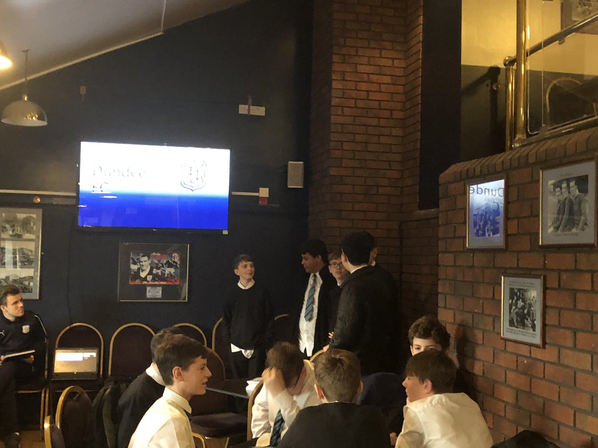GroveAcPE's tweet image. The S3 masterclass gave some great presentations today at DFC. Thanks to @DundeeFCCT for their help and support and well done to the winning presentation on the History of Dens 👏 #skillsforlife #developingtheworkforce
