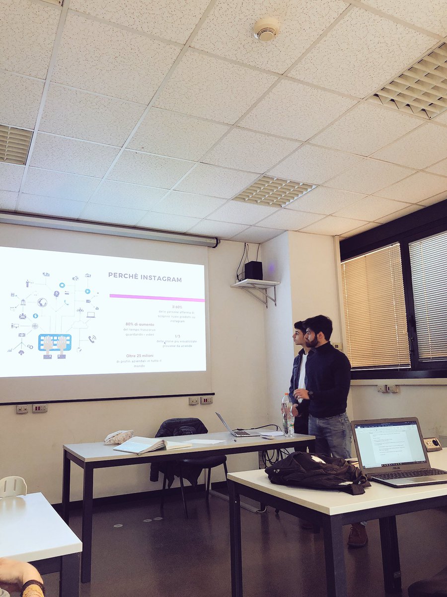 capizzi_miriam's tweet photo. E si continua con #IGPresentation di lunedì mattina @fragala96 e @SimineDi al Top!!! 
Instagram business e i suoi plus📲 @DanyCerquetti @accademiacom 
#monday https://t.co/jN39Uxnxbq