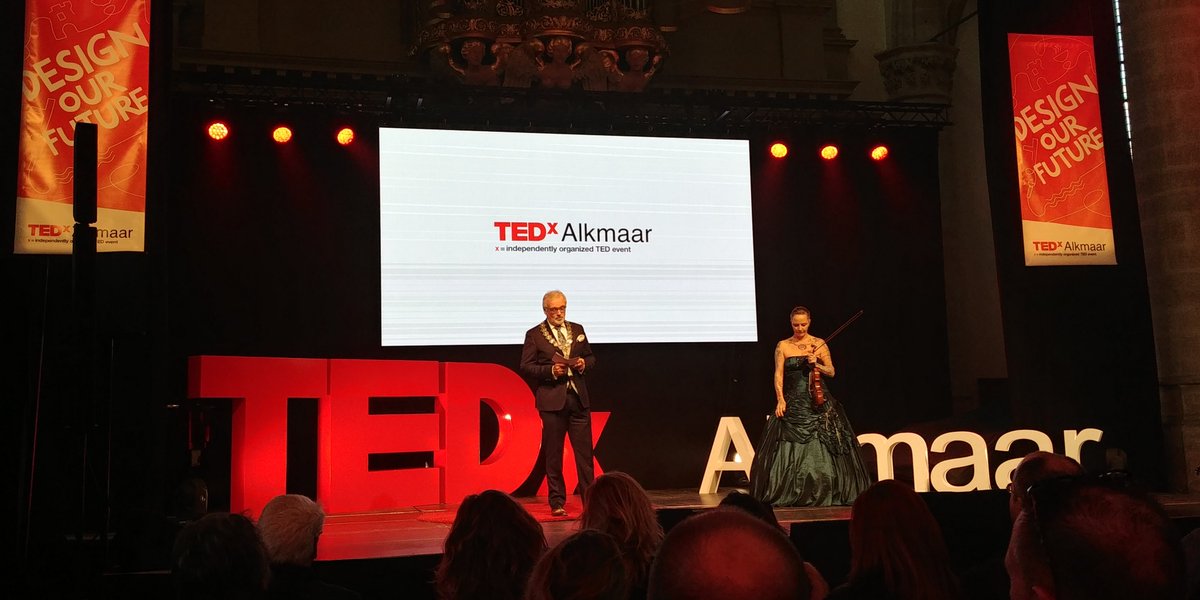 despreker_NL's tweet photo. Vandaag zijn we aanwezig bij #TEDxAlkmaar! We kijken uit naar de speeches! Let's start! #designourfuture https://t.co/QzB1nWHmx3