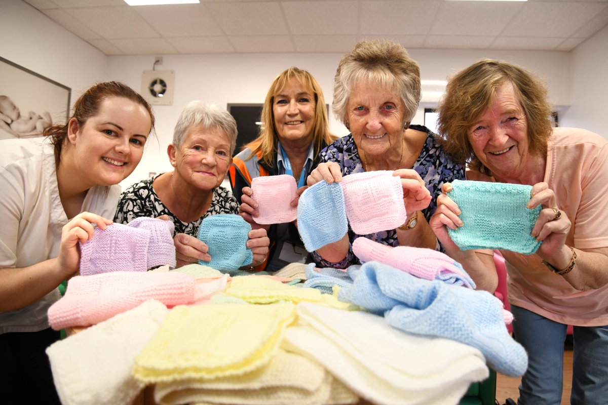 EQUANS_UK's tweet photo. We have been working with residents at a South Shields sheltered housing scheme to knit bonding squares for newborn babies who are in the Special Care Baby Unit at @QEGateshead. 200 squares and 20 blankets have been knitted by the group so far. https://t.co/ULnuJvMCxZ