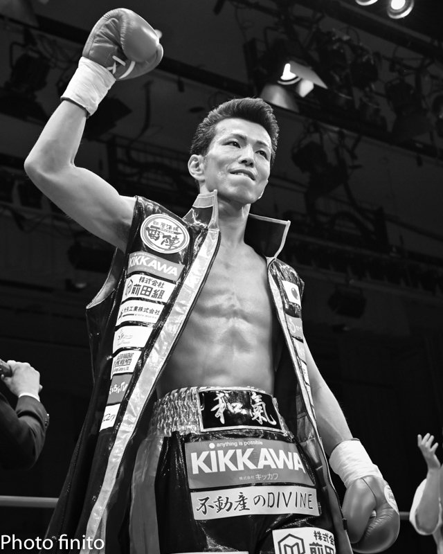 FinitoYamaguchi's tweet photo. #boxing #monochrome #ボクシング #モノクロ #和氣慎吾 #中嶋孝文 #shingowake https://t.co/gtGfPOzUpR