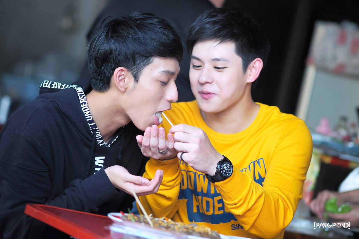 p_angp_ond's tweet photo. อ้ำ...อร่อยไหม @PlPurim @Chimonac 

#PluemPurim #หลงใหลได้ปลื้ม 
#ชิม่อนไงจะใครหล่ะ #ชิชาม่อน 
#โฮมรูมปลื้มชิม่อน #เด็กเสี่ย https://t.co/4DCubXZRyh