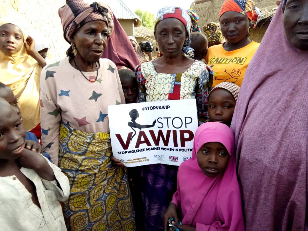 StopVAWIP's tweet photo. 25 days 21 hours to 2019 General elections @StopVAWIE awareness raising campaign reached out to women voters in local communities #Kaduna, with information on voting and reporting violence against women. @NDIWomen #LANW @USAIDNigeria @UKinNigeria @CatrionaLaing1 https://t.co/8tqwo154jX