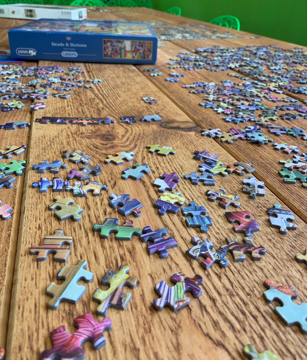 ClickDealerLTD's tweet photo. For #BlueMonday at Click HQ, we've kitted out our kitchen with some tasty snacks and puzzles to keep the Clickers' morale high.

Stay positive and keep moving forward. Have a great week. 💪 #MondayMotivation

-------------

Feeling lonely or isolated? Speak to @BenSupport4Auto 🤝 https://t.co/CQc9rclYRv