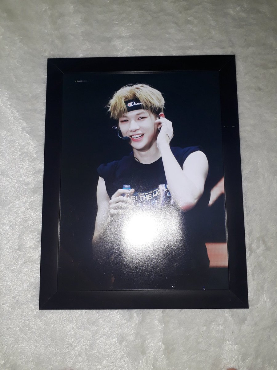 guanlinfangirl's tweet photo. thank you @ILLIMITEPROJECT ❣❣ https://t.co/vOTzUqMYCO