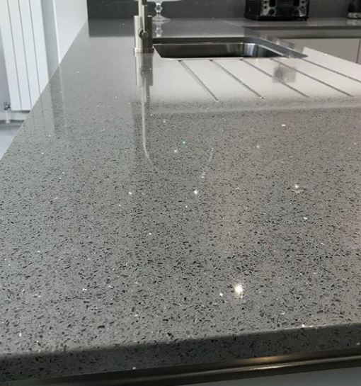 CRLstone's tweet photo. Gorgeous Kitchen from @Wisteriakitchen of our stunning CRL Quartz Grey Reflection. https://t.co/BryOjZYHh9