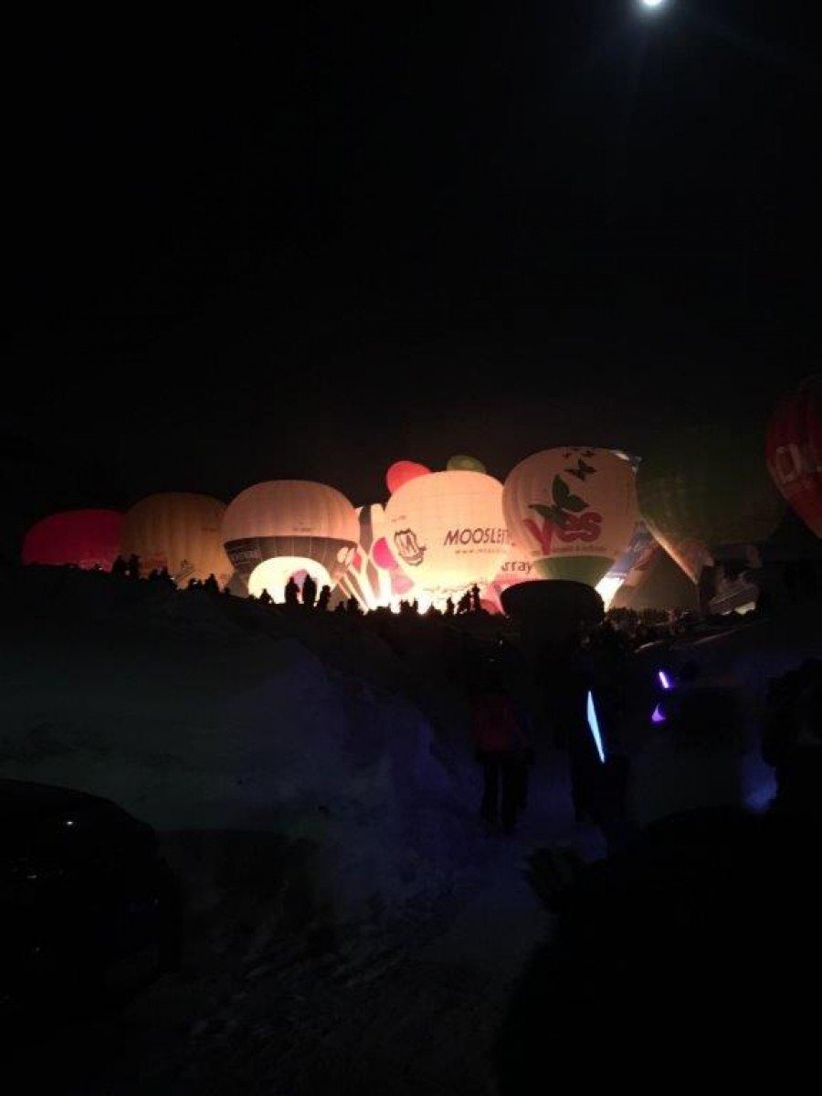 neubergerhof's tweet photo. ---> 23. Artikel | "Hoch über Filzmoos" - Ballone schmücken den Ort
#filzmoos #meinschönsterplatz #neuesvomberg #neubergerhof #ballonfahrt #wunderschönenatur #farbenfroh
https://t.co/IZGjD5xOLq https://t.co/n3W0JBJwOP