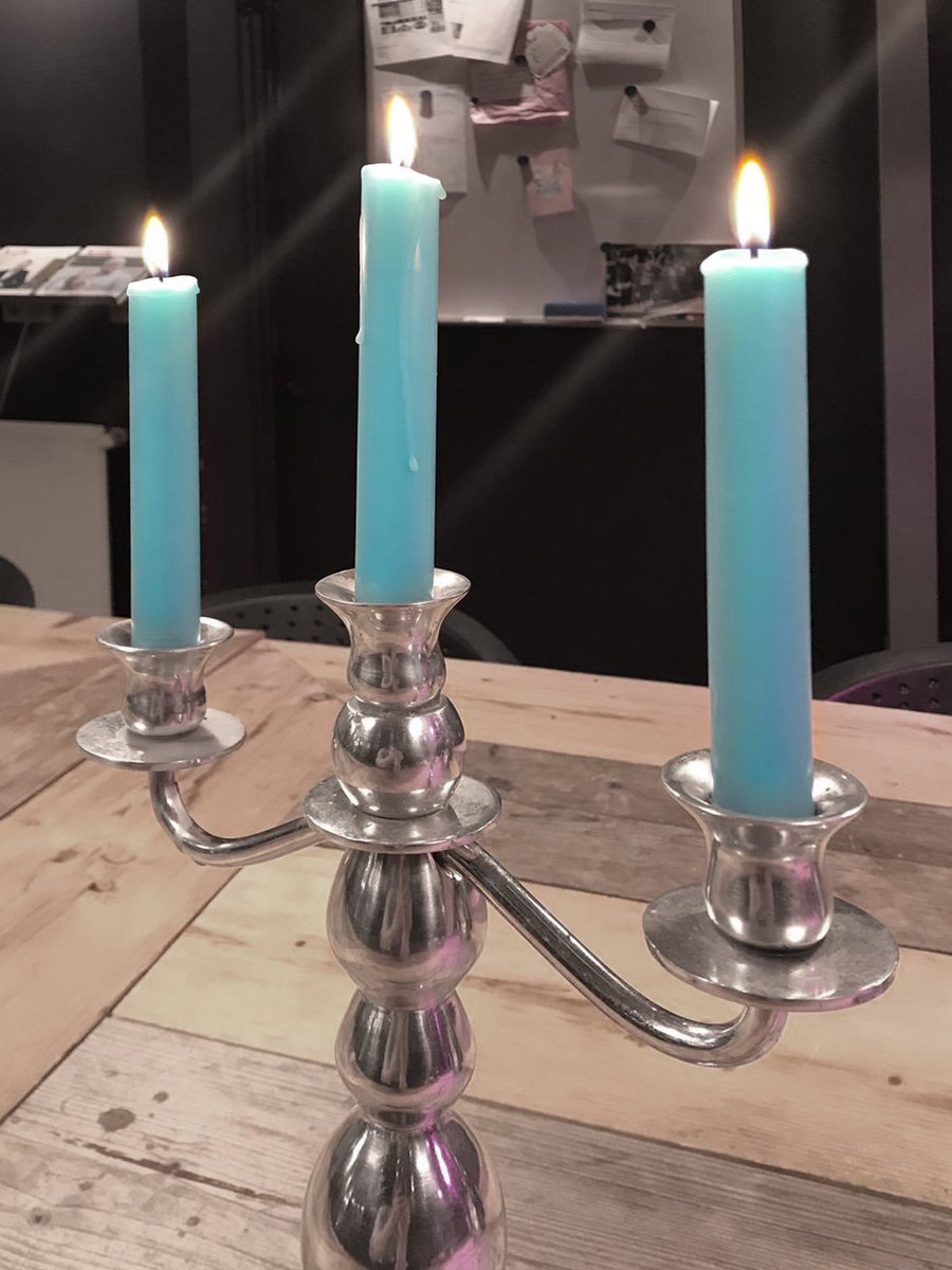 Blue monday 1x per jaar? Bij ons gelukkig wat vaker 😀 Hoe blauw is jouw maandag? Swipte voor de formule! #thankgoditsbluemonday #daarkunjeoprekenen #frappantedagen #maakdag