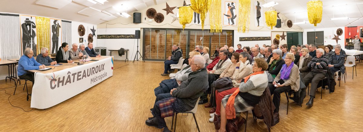 Chateauroux36's tweet photo. Le Conseil de grand #quartier #SaintDenis - #LeFontchoir – #Bitray - #LOmelon - #LesNations - #LaBelleÉtoile - #LesFadeaux - #LeBuxerioux tenait son #AssembléeGénérale jeudi soir, à la Maison de quartier Est. #Châteauroux https://t.co/yY0yFKLWKf