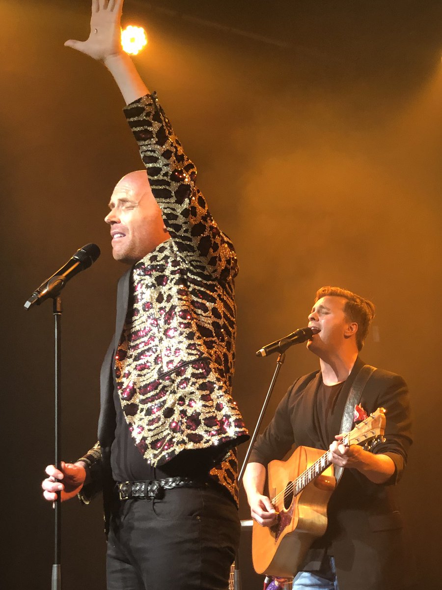 Fabulous performance of #VAL with National Treasure Australia’s <a href="/johnjamesohara/">John James O’Hara</a> and AK #midsumma #Melbourne #nationaltreasureau 👏🤩<a href="/Joy949/">JOY Media</a> <a href="/SatSessionsJOY/">The Late Late Breakfast Show</a>