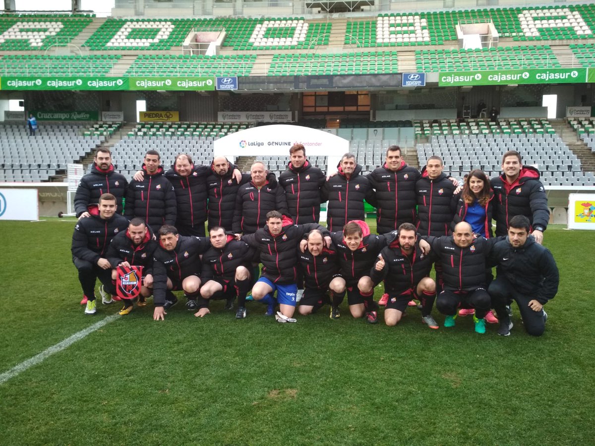 cfreusdeportiu's tweet photo. ⚽ Bon paper del #CFReusGenuine a la competició
👉https://t.co/5HWOTq0RIW
#CFReus🔴⚫️ https://t.co/W2UFbPOtKs