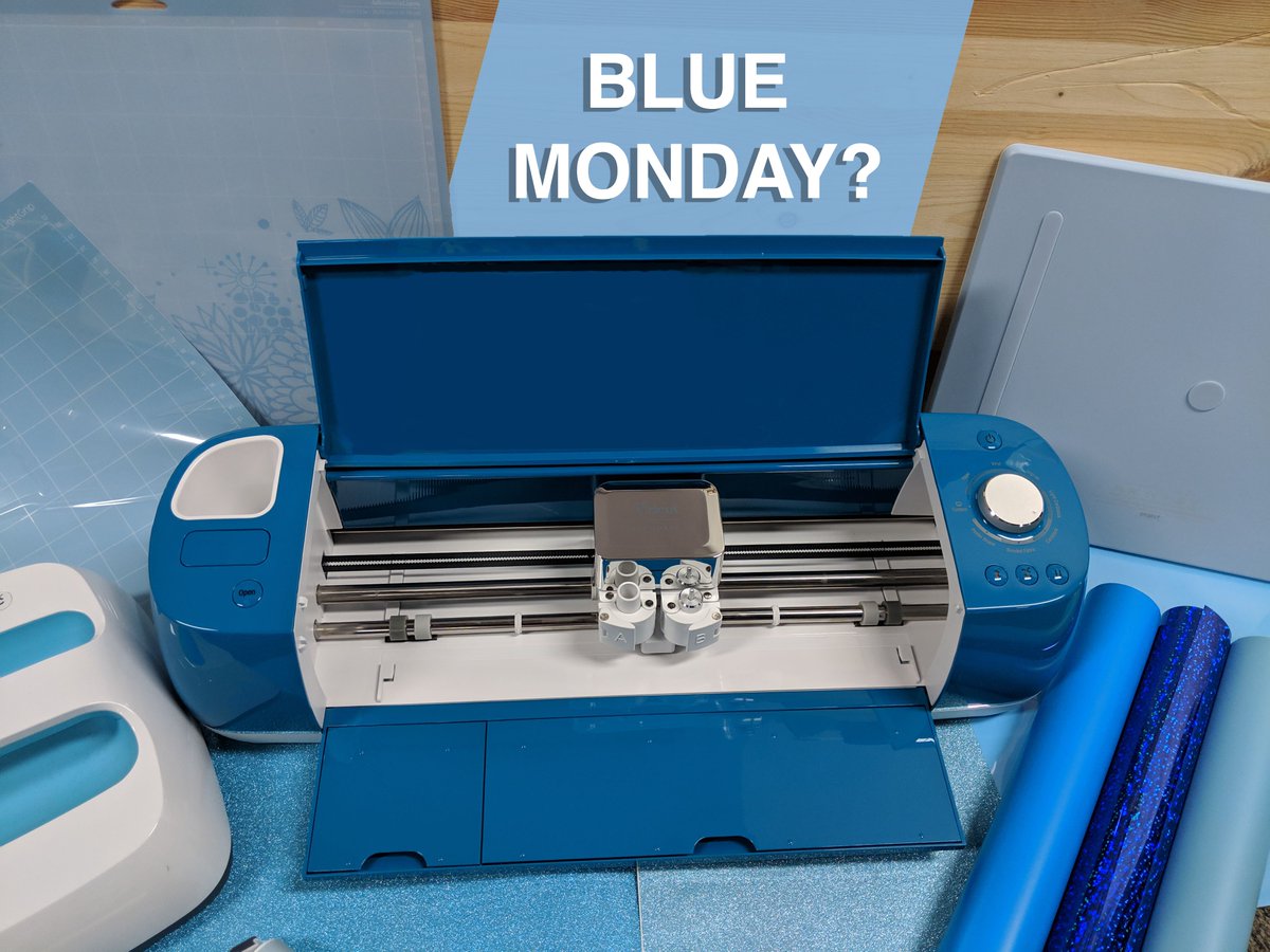 This is the only blue thing we're seeing this Monday! 💁🏼‍♀️ 

Tag us in your blue creations and show us how you beat the blues