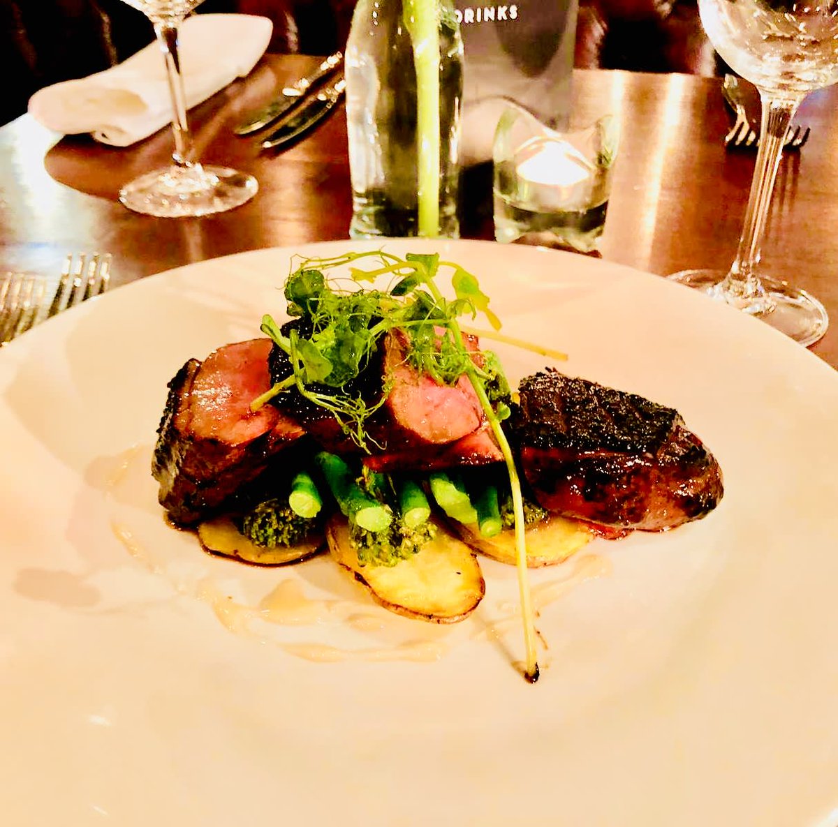 Here's something to brighten up your #BlueMonday...

A sneak peek of our delicious new menu coming soon. Honey marinated duck with sautéed potatoes and tender stem broccoli, who's excited to enjoy this?
