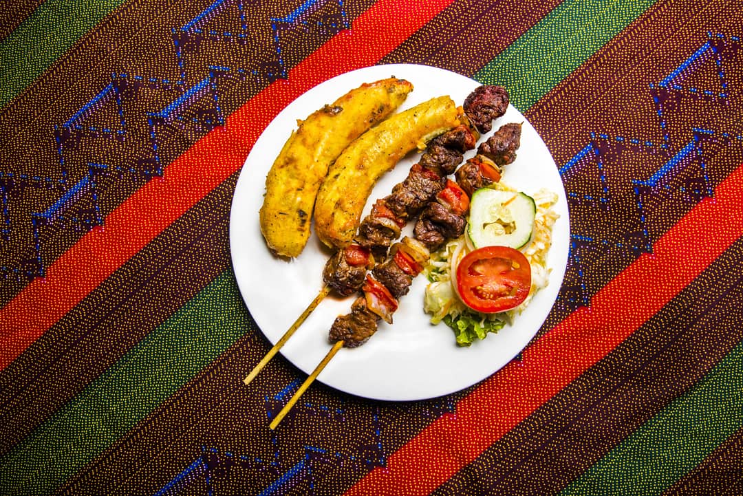republounge's tweet photo. Goat Mushkaki and Grilled Matoke. #fromthemenu #my250 #foodie https://t.co/8jjbZ0MFrd