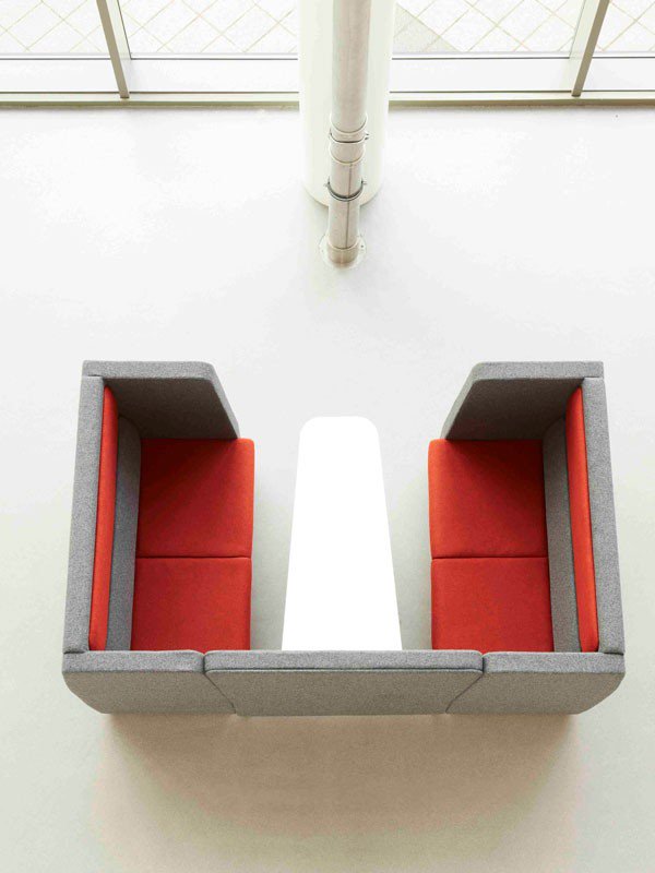 MacoiDirect's tweet photo. Cuddle #booths remove the need for walls in an #office by bringing in-private #meetings out into the #workspace. With its high rise backrest and media capabilities, Cuddle naturally creates #privacy and acoustic comfort allowing for creative collaboration: https://t.co/uPlHAd3QM0 https://t.co/sdtywYO3YN