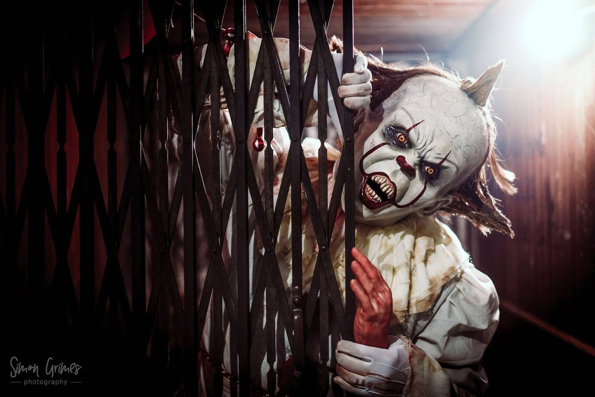 MCSF18's tweet image. Pennywise comes to Medway Comic and Screen Festival on March 30th!
Tickets are on sale now and adults can get in for just £5!
Zukesmedianetwork.co.uk 
#pennywise #it @heartkentradio @kent_online @enjoy_medway #cosplay #comiccon #medway #kent