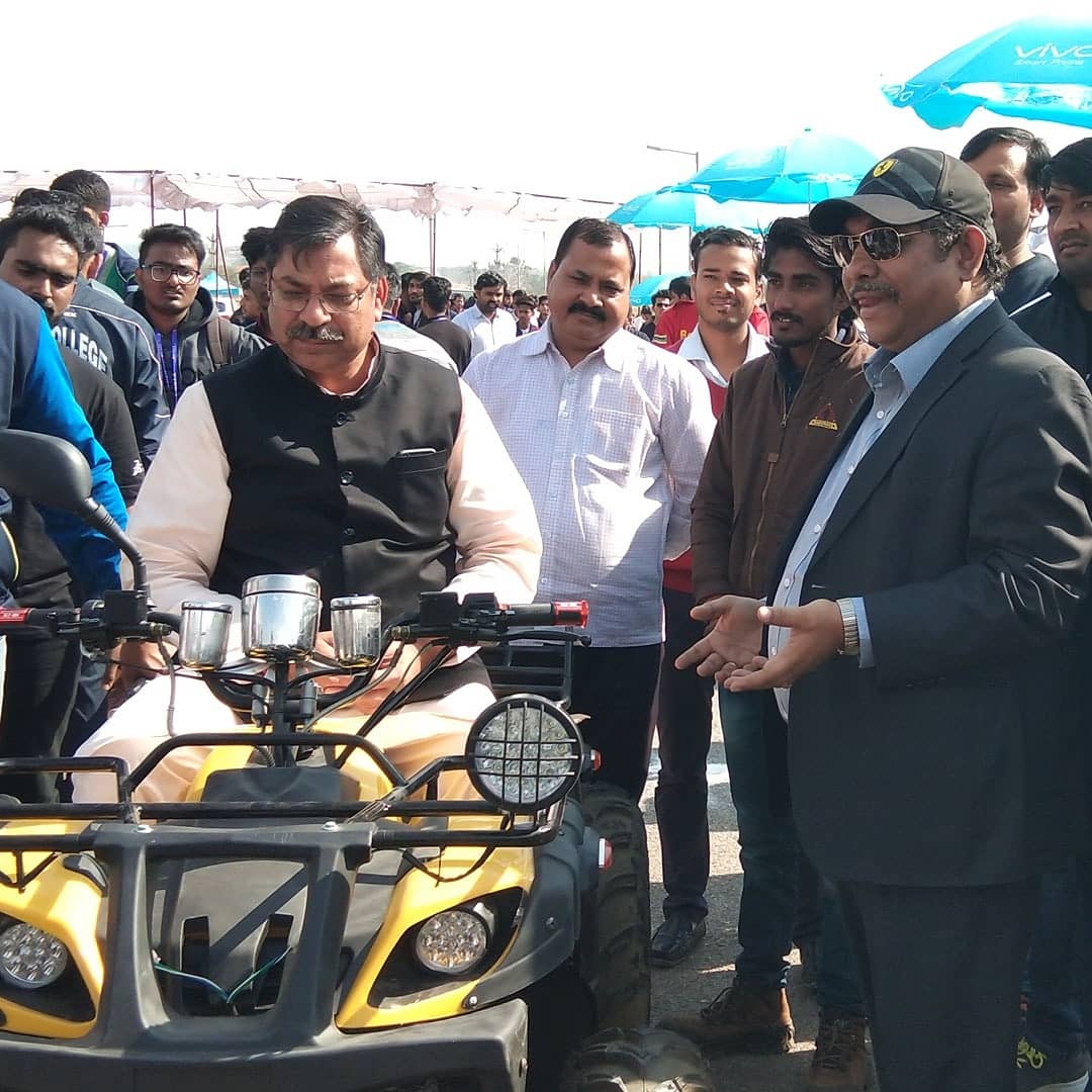 aryacolleges's tweet photo. Jaipur Street Karting Cup Season 2 is Completed on Saturday. Winner of This Event #Autorisers they were from Nagpur & first runner up Team name #ThePhoenix, they are Arya College Students.
Congrats to the winners of #JaipurStreetkartingCup
#arya1oldcampus #jskc #aryacollege https://t.co/NiYC6x02Um