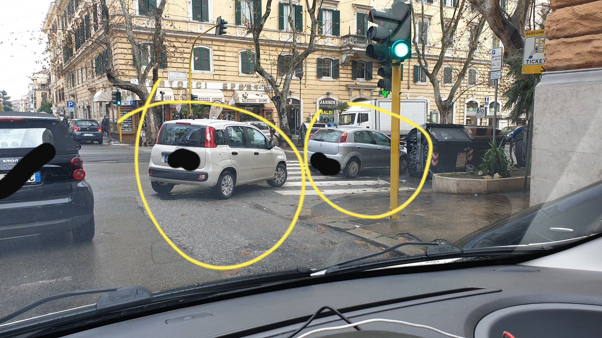 RomanTaxiDriver tweet media