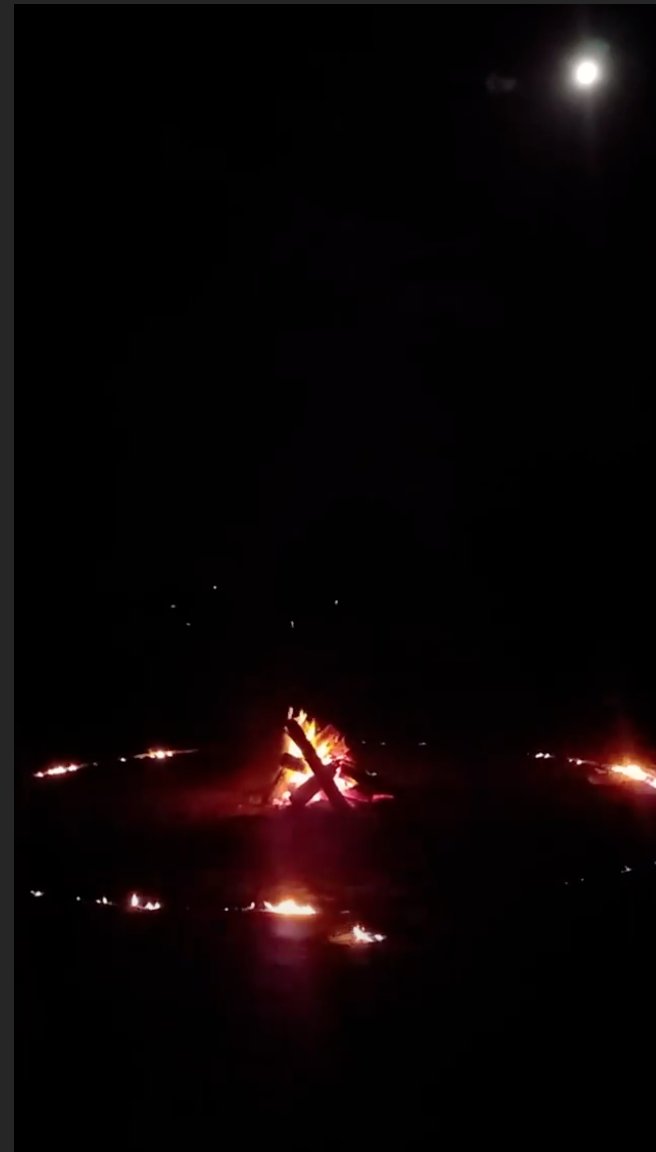 Candicalm's tweet photo. Why I wish I was at @Thailand_Yoga's #SuperBloodWolfMoon shamanic sound ceremony: https://t.co/LKkCDQrQQ8 #travel #yoga #meditation #soundceremony #shamanicsound #singingbowls https://t.co/VopTTAikeV