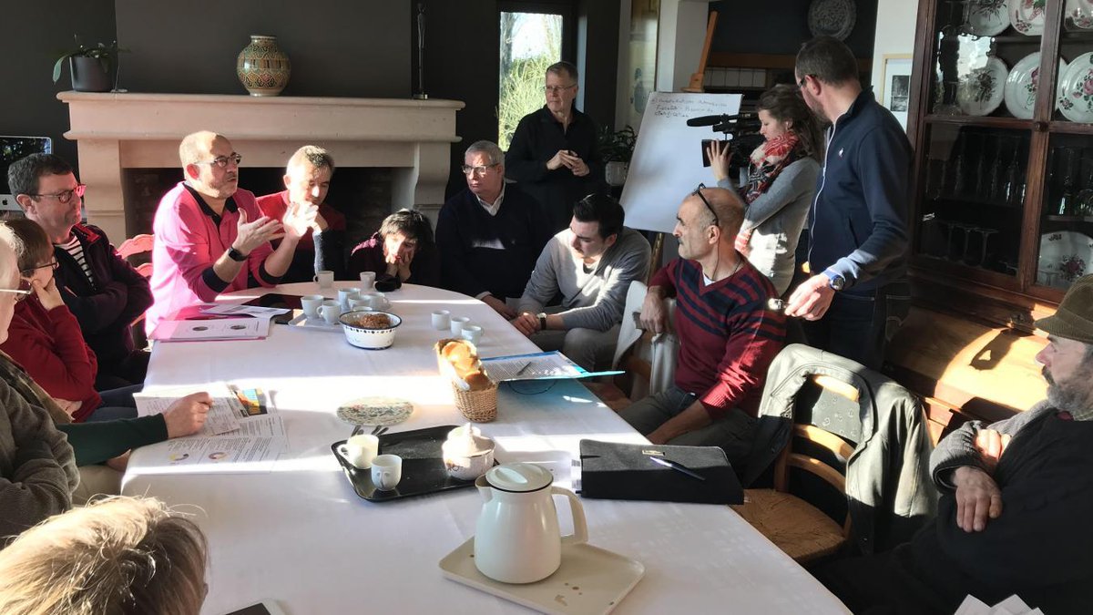 lavoixdunord's tweet photo. #Steene Le « petit » débat local, a précédé le #GrandDébatNational https://t.co/NsEhrrElxo https://t.co/1ciHvehZ9q