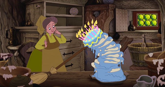DisneySpain's tweet photo. Cómo crees que te ves mientras cocinas vs. la realidad. 🤦🏼‍♀️🤦🏼‍♂️ https://t.co/VNuI5d3OA2
