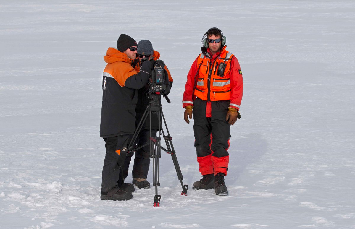 TPAonIce's tweet photo. These cool dudes from @NewshubNZ did a story on our #whale
project!  Check it out here: https://t.co/5iKU6odilz
@AntarcticaNZ, @pewenvironment, @ScottBase_Kiwi, @UCNZscience, @marinebrit #TCKW #McMurdoSound. https://t.co/ySg7usrXaI