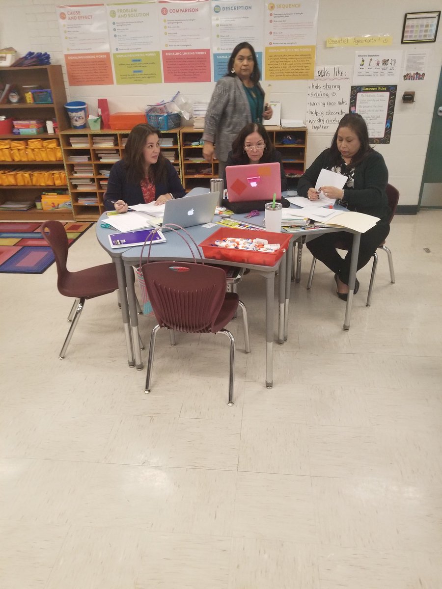 gingerarmstrong's tweet photo. Lots of learning taking place at our staff mini-conference today!  #SHMightyEagles #HCISDproud #alwayslearning https://t.co/4jQzF6s4OM