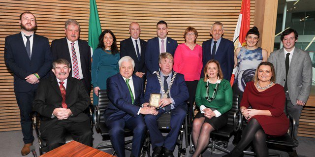 Corkcoco's tweet photo. Mayor of the County of Cork, Cllr Patrick Gerard Murphy convened a special meeting today in Cork County Hall to mark the centenary of the sitting of the very first Dáil.
We have produced a special document to commemorate the event, available in the link.
https://t.co/CjZ7l2sfUQ https://t.co/w1EzFenWRC
