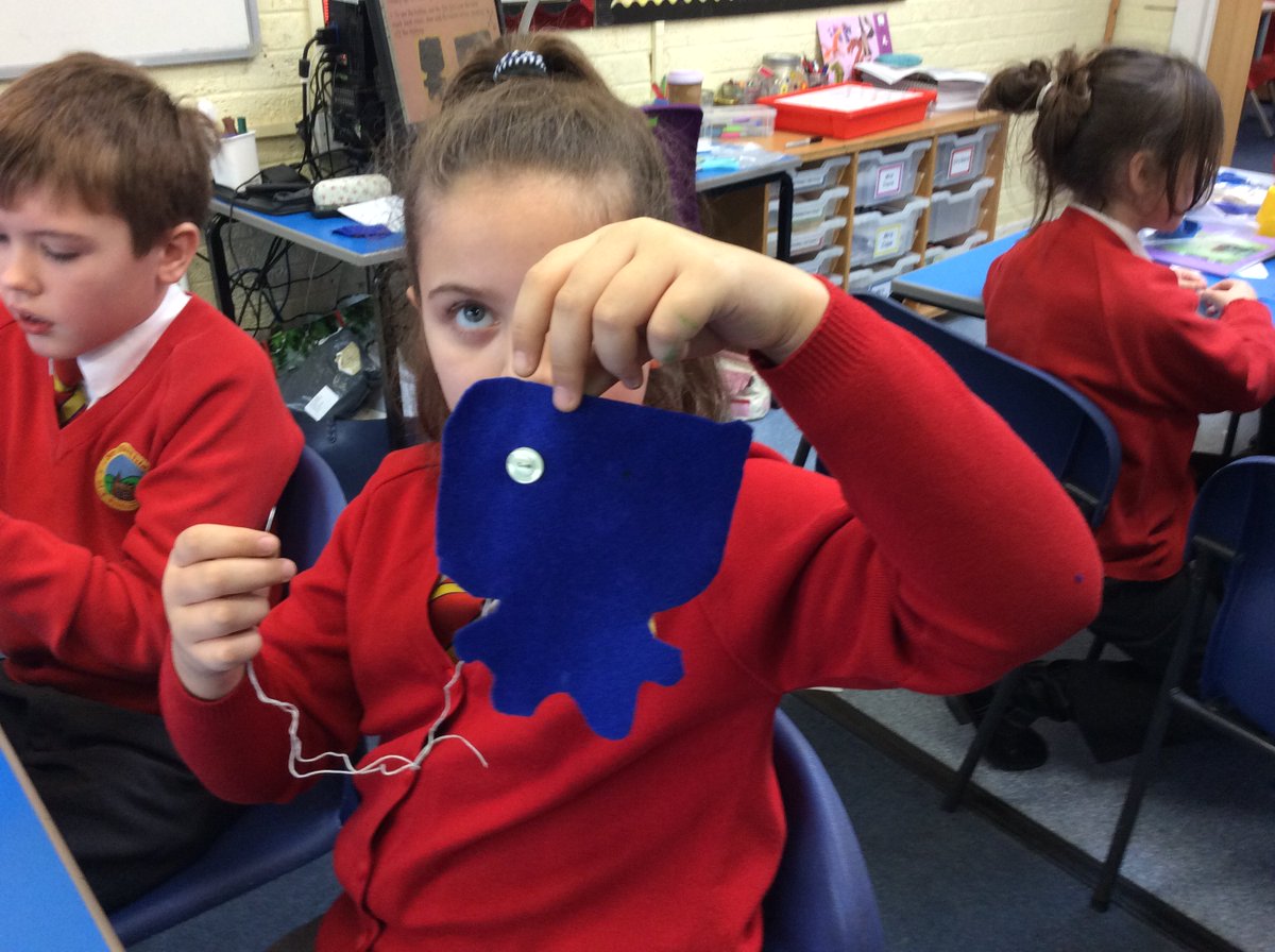 stmatprimaryY5's tweet photo. We had an excellent day making our 'Chancery' teddies. We loved our parents coming into school and they were a great help to us all. https://t.co/T4j4RGC37E