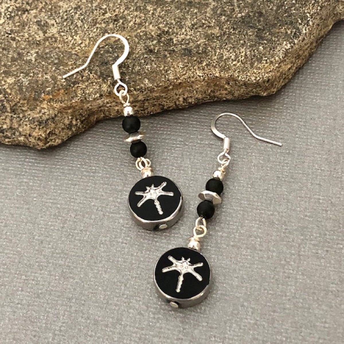 bstrongin1's tweet photo. Unique #dragonfly earrings: https://t.co/oFxZOOAnOd #handmade #black #earrings #blacksilverearrings #danglearrings #statementearrings #dragonflyearrings #dragonflyjewelry #insectearrings #bugearrings #uniqueearrings #uniquegift #ilovedragonflies #giftideas https://t.co/xzv00j7fsT
