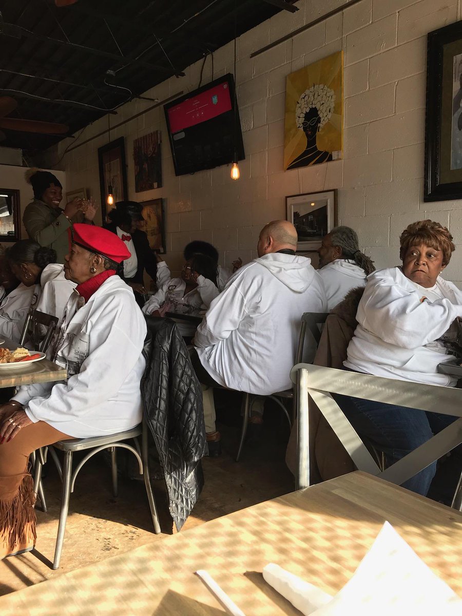 NikkiNiceOKC's tweet photo. Enjoying lunch at @FlorencesRest with the sit inners before we head to the church for our program! #MLKDay #mlkokc https://t.co/EXoZOk6xdj