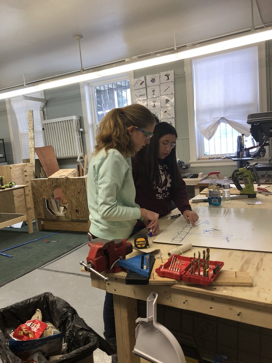 SICPRobotics's tweet image. Hard at work! A fantastic second week! #frc