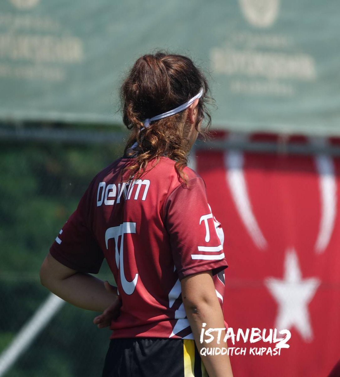 4SAPS
Simge İngün
#18
Kovalayıcı
BOUN Renegades

‘e ama ben gülerim’