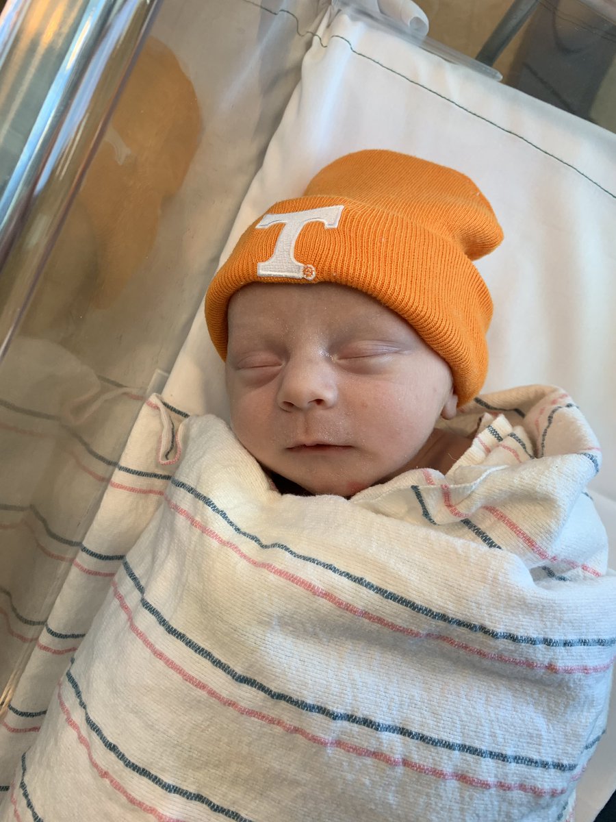 astring1's tweet photo. He’s been in the world for 5 hours and the Vols are no.1 https://t.co/dHdMvG3Ql8