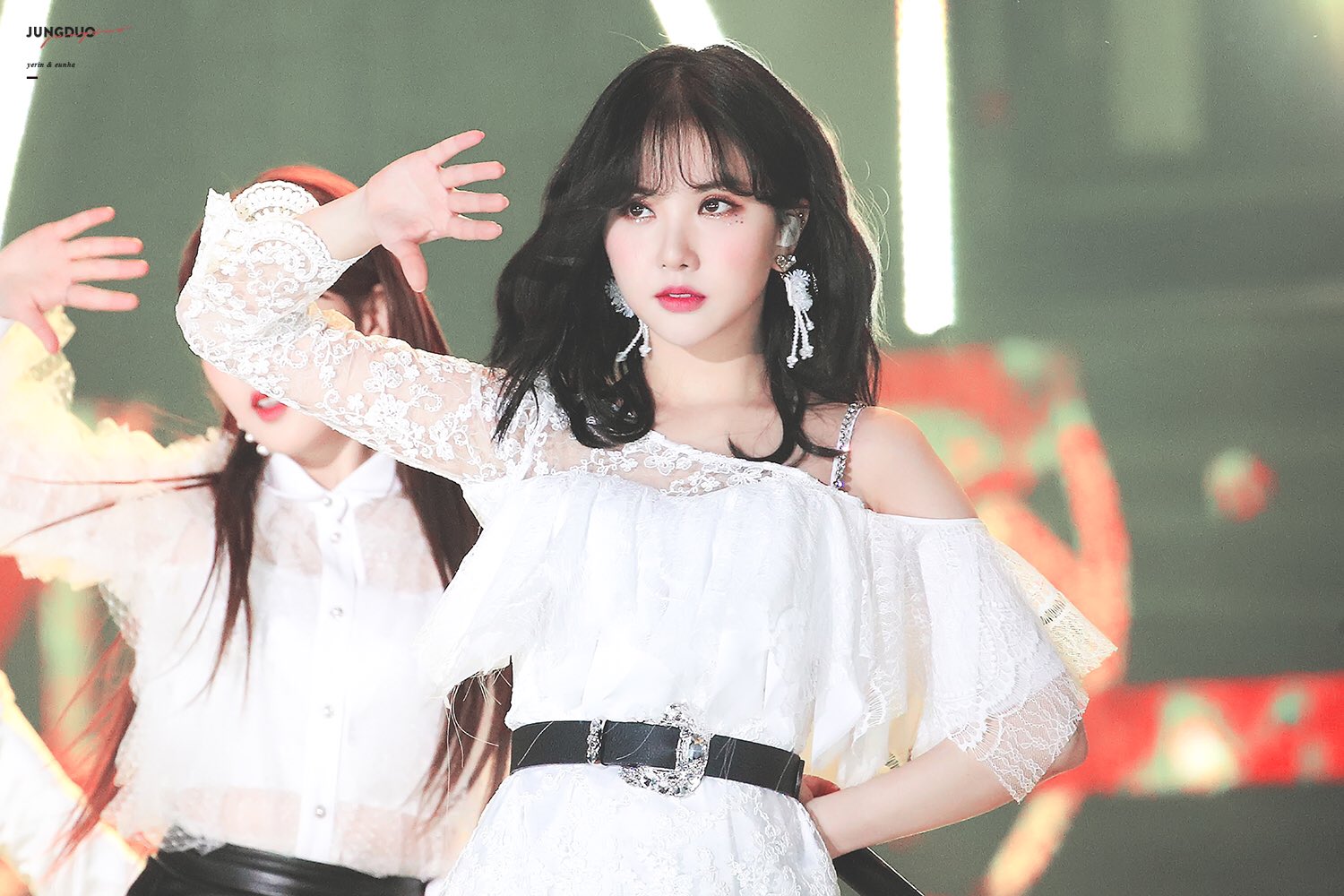 DxcE1-WU8AA72AF.jpg:large