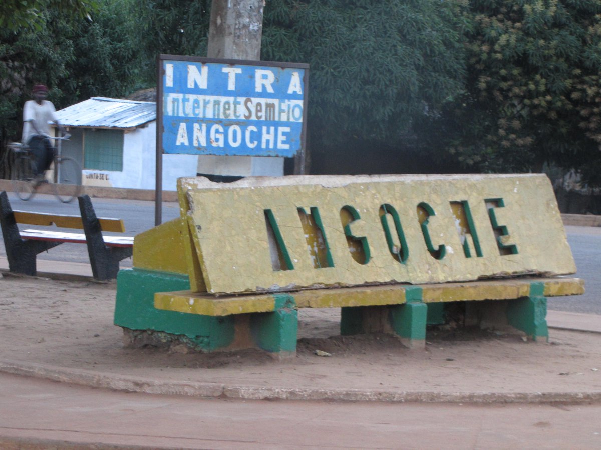 clubOmozambique's tweet photo. #Nampula: #Angoche population dissatisfied with #Chinese miner’s contribution https://t.co/DYAoxjvPJQ https://t.co/aQ19zg6qck