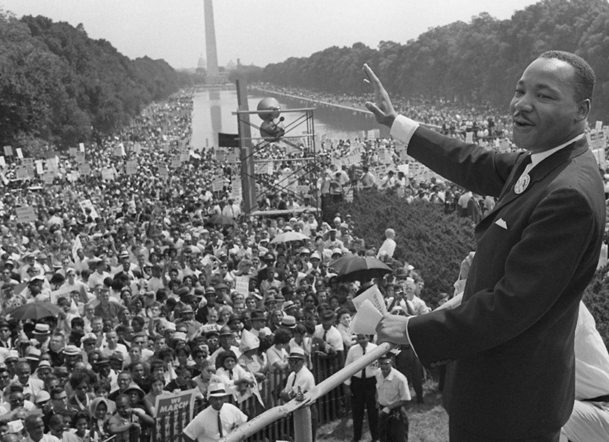hitRECordJoe's tweet photo. Dr. King once said "The time is always ripe to do what is right."

That's something that we should all think about — and not just today. But every single day. 

What can each of us do to make things better in this world? I encourage you to carry that question with you. https://t.co/TjCNPBaBwA