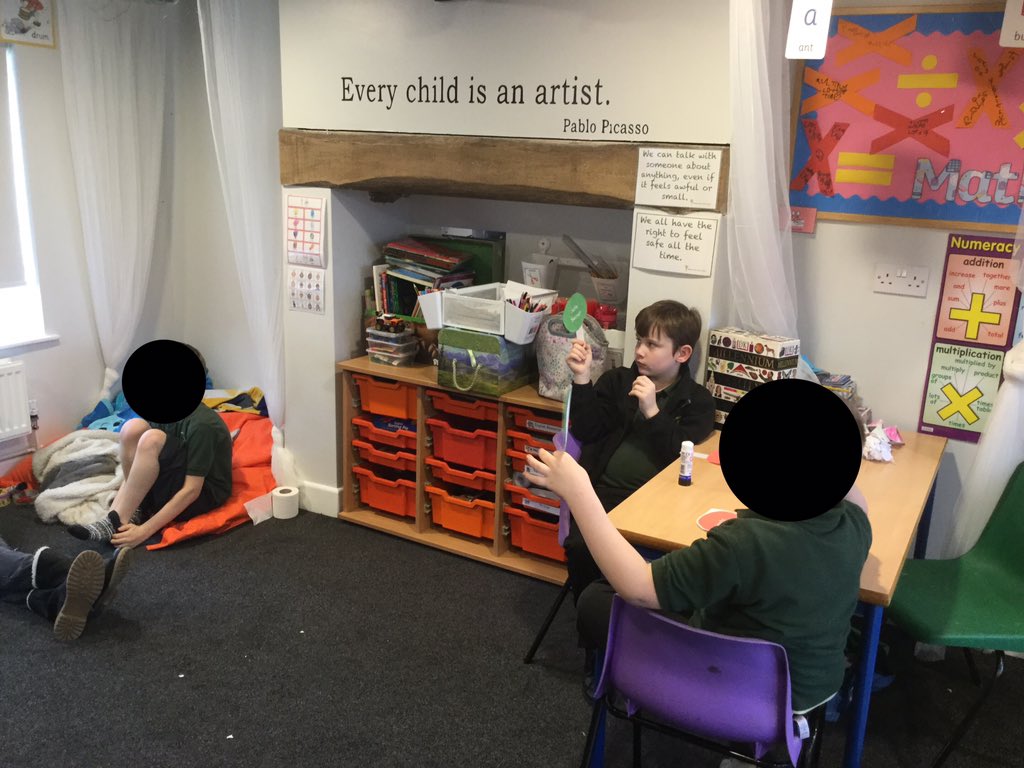 mvfsweb's tweet photo. In PSHE today, we have been learning about safe secrets and unsafe secrets and who to talk to when we have a problem. #safesecrets #unsafesecrets https://t.co/eZPC7TNCzZ
