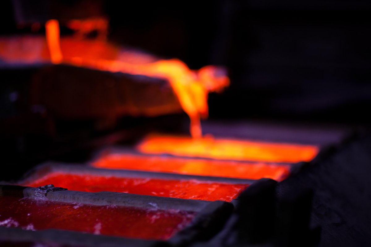 Kanthal's tweet photo. It’s time for aluminum producers to leave a not so clean history behind and start making some real improvements. 
#kanthal #kanthalservices #ladleheater #aluminium #melt

Read more about your green and low-cost future here: https://t.co/iMLXY4ZXW2 https://t.co/T3p7aMoWIv