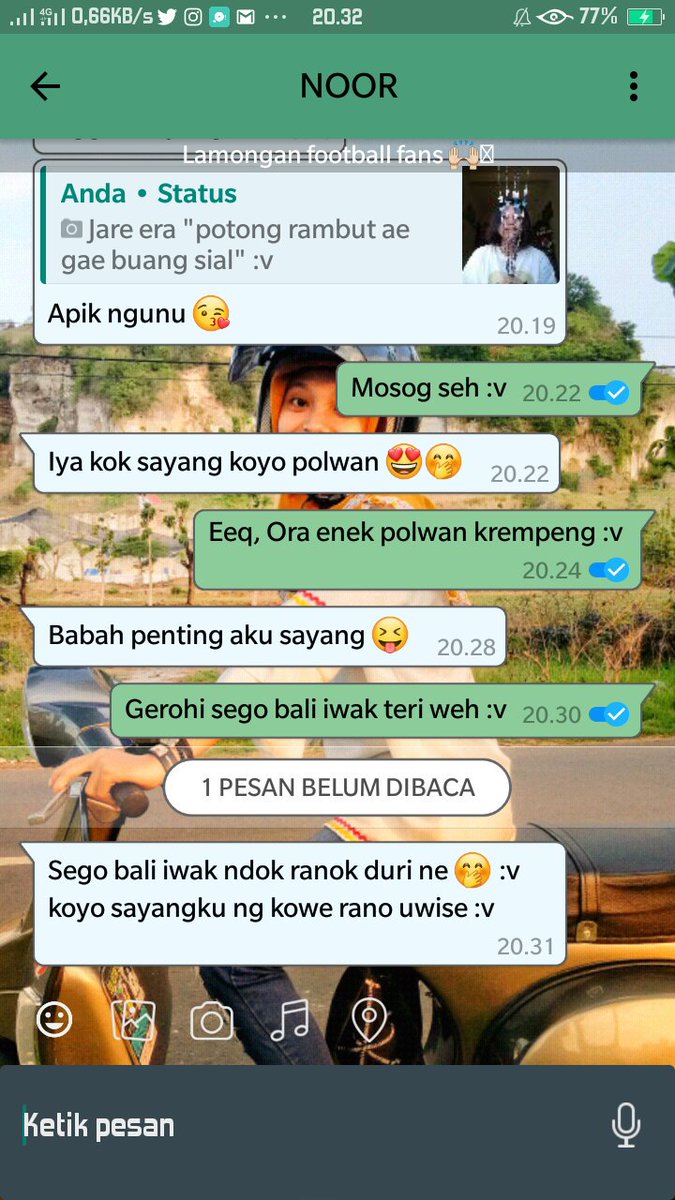 pipitwa_'s tweet photo. "Pacar yang suka gombal sampek gimbal, rambutnya. :v https://t.co/nLZb4E87Ie