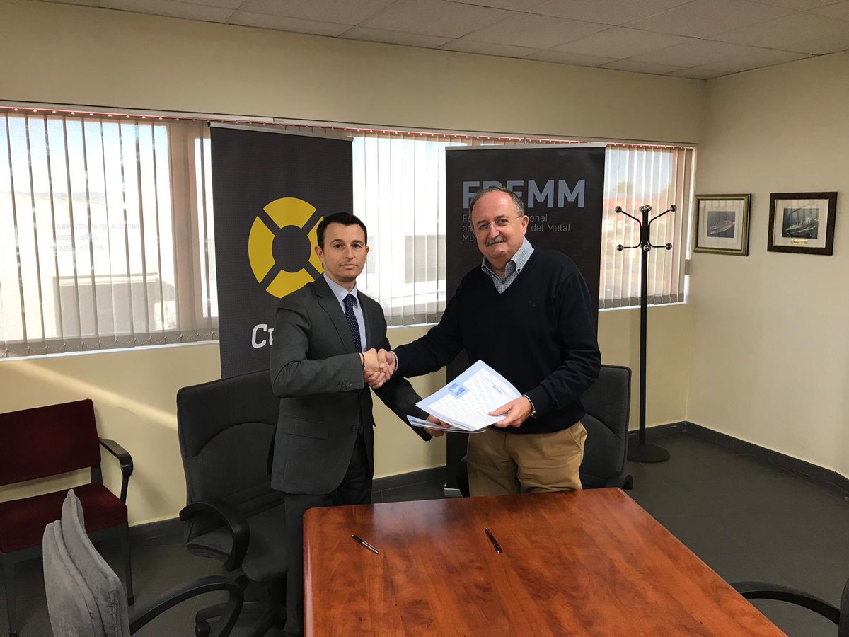 MATIASGAR1's tweet photo. Firma de Acuerdo de Colaboración entre @Cualtis y la Asociación de Empresas de Mantenimiento Industrial y Naval de @fremm_es en la Región de Murcia para promover las actividades de formación y asesoramiento en PRL entre los asociados https://t.co/ENvQRaOGkM