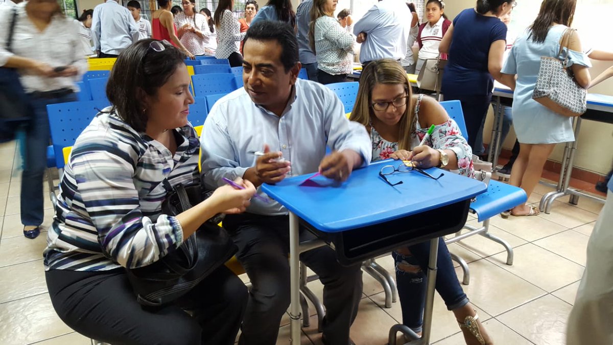 Unidad Educativa Javier tweet media