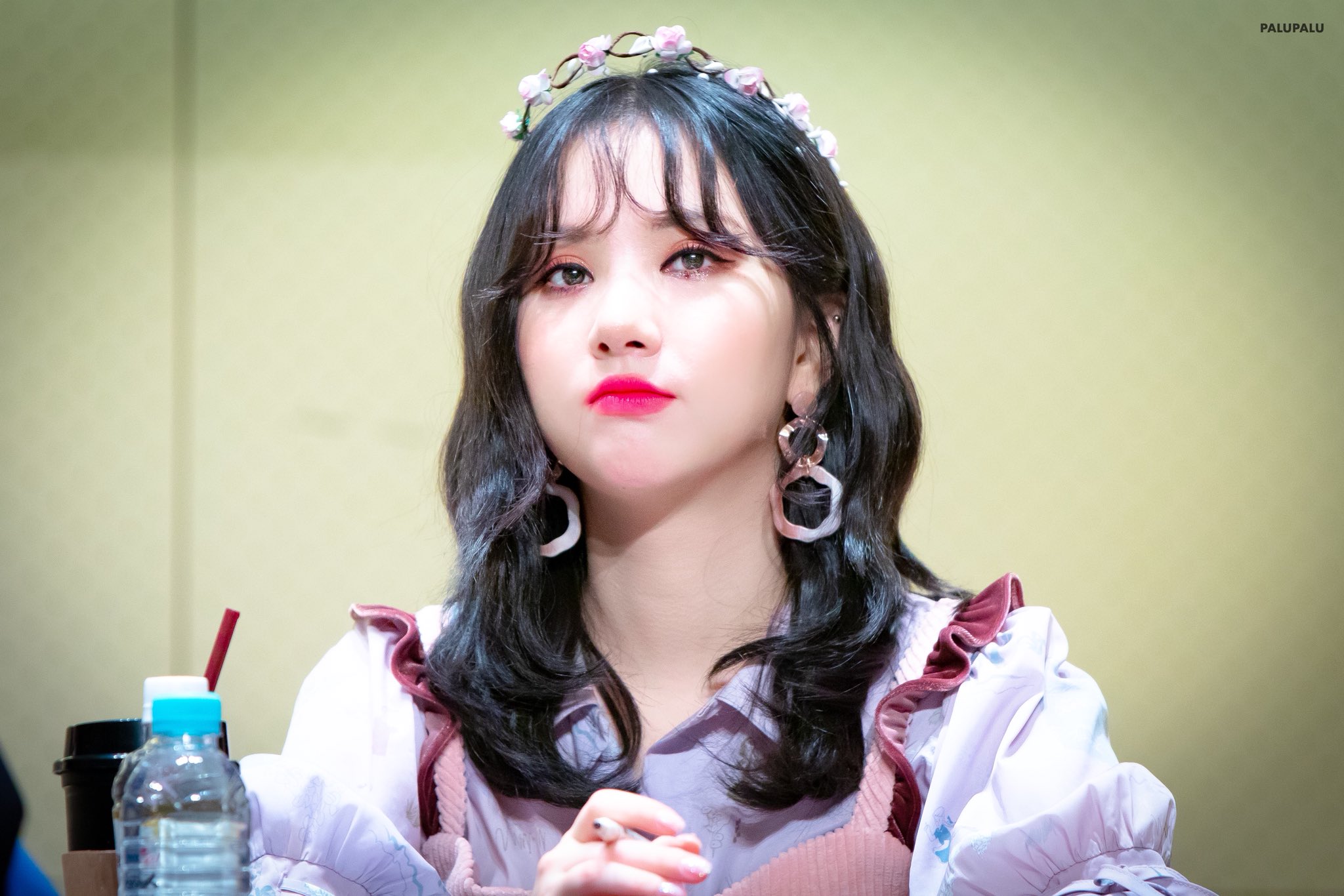 DxcMDUjUwAAIEG6.jpg:large