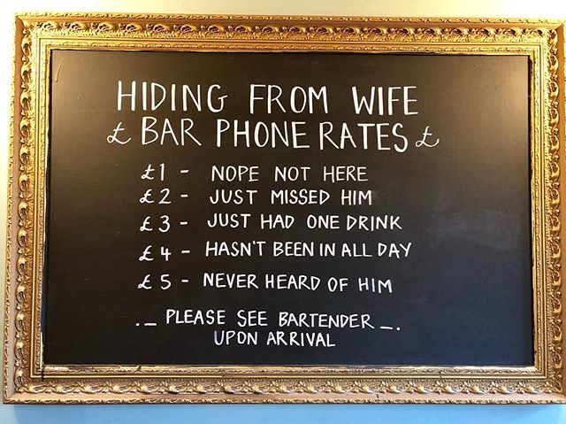 ramshacklechic's tweet photo. Pub life! .
.
#publife #pub #london #thetideendcottage #teddington #walk #exploring #ramshacklechic #wife https://t.co/wmbeaNaiPk https://t.co/knPeYbY2KS