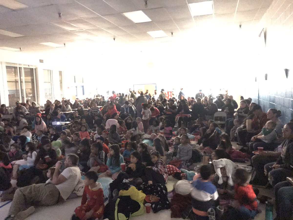 zavey927 tweet media