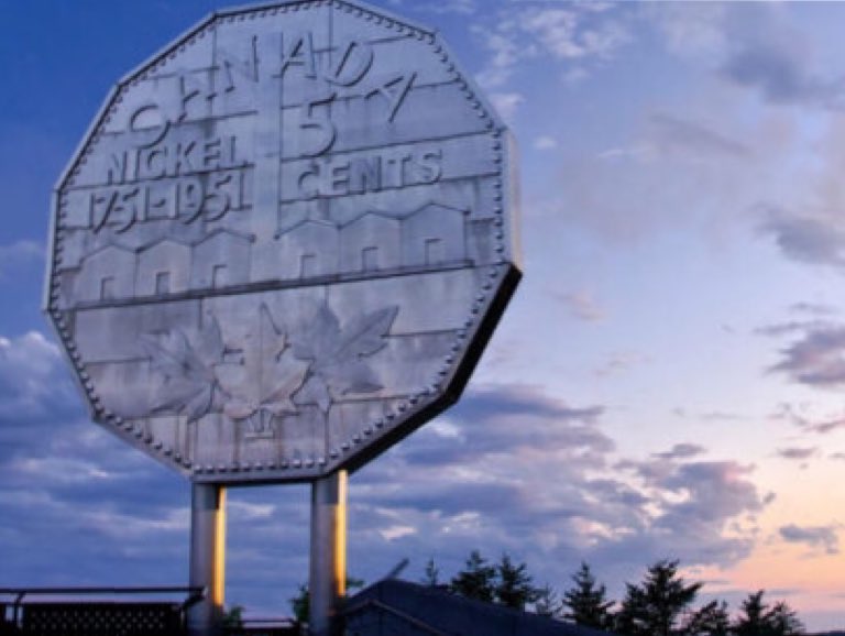 bag2schoolna's tweet image. We will be in the Sudbury area for the first time soon, should we get a picture of the full truck with the big nickel?  #RecycleTextiles #schoolfundraiser