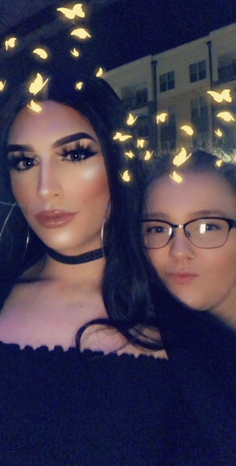 2 pic. I’m thriving, how about you? ✨ https://t.co/lb7vITgxT5